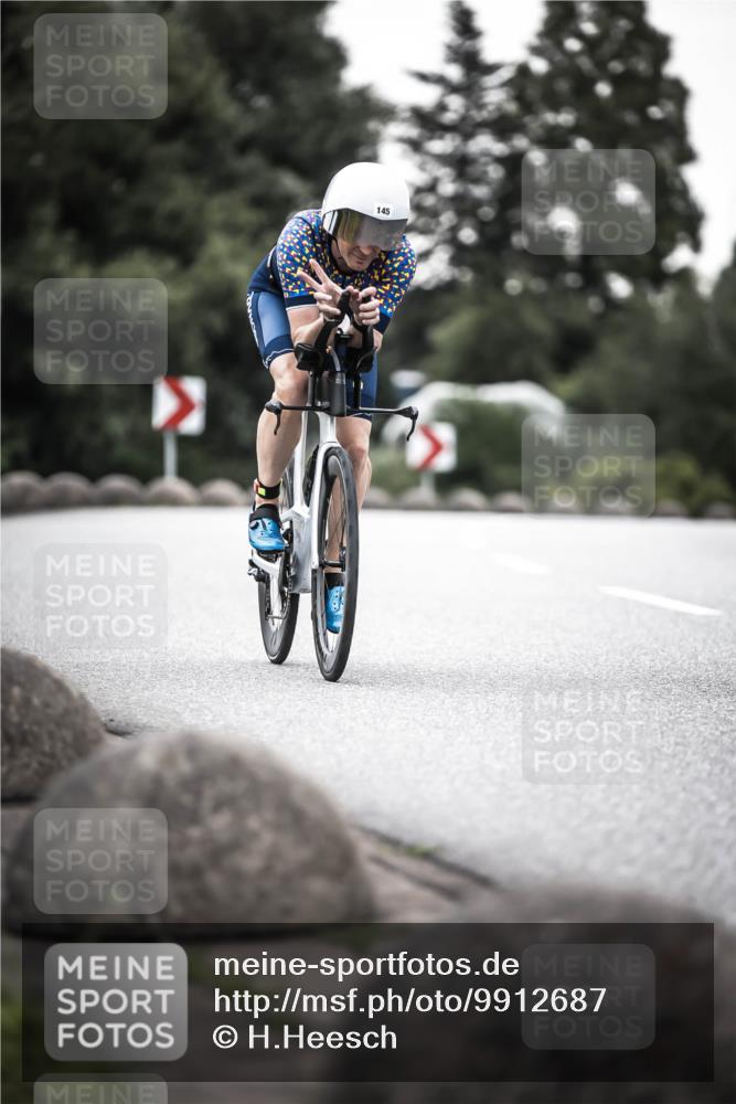 21.06.2026 - 29. Vierlanden-Triathlon H.Heesch http://msf.ph/oto/9912687 21.06.2026 09:57:48 Radfahren 145, 147 meine-sportfotos.de