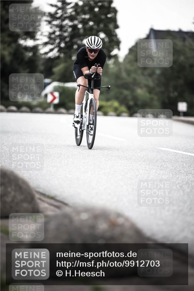 21.06.2026 - 29. Vierlanden-Triathlon H.Heesch http://msf.ph/oto/9912703 21.06.2026 09:58:04 Radfahren 19, 54, 267 meine-sportfotos.de