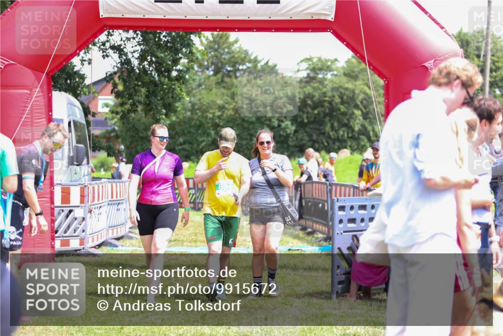 21.06.2026 - 29. Vierlanden-Triathlon Andreas Tolksdorf http://msf.ph/oto/9915672 21.06.2026 14:01:45 Ziel 894 meine-sportfotos.de