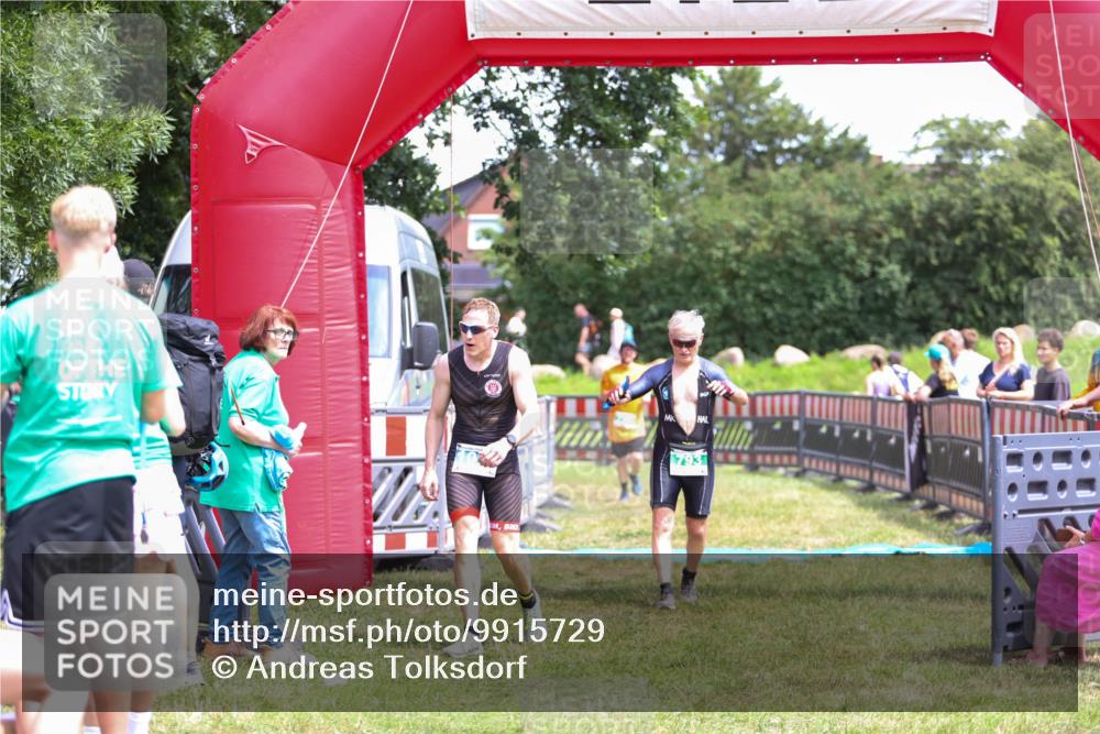 21.06.2026 - 29. Vierlanden-Triathlon Andreas Tolksdorf http://msf.ph/oto/9915729 21.06.2026 14:03:44 Ziel 793, 860, 1076 meine-sportfotos.de