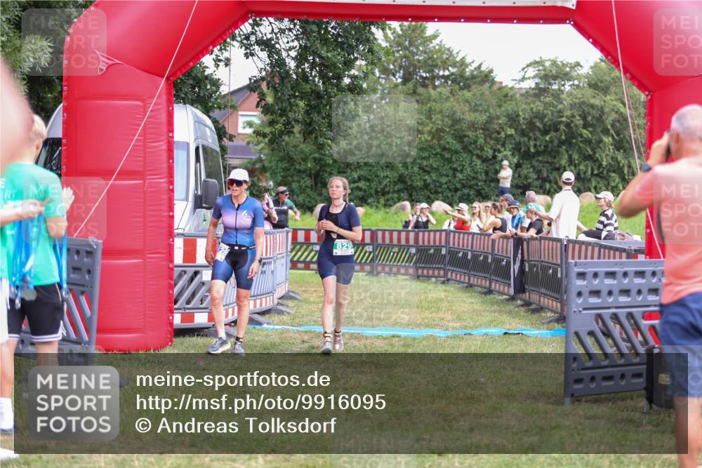 21.06.2026 - 29. Vierlanden-Triathlon Andreas Tolksdorf http://msf.ph/oto/9916095 21.06.2026 14:13:32 Ziel 771, 829, 1128 meine-sportfotos.de
