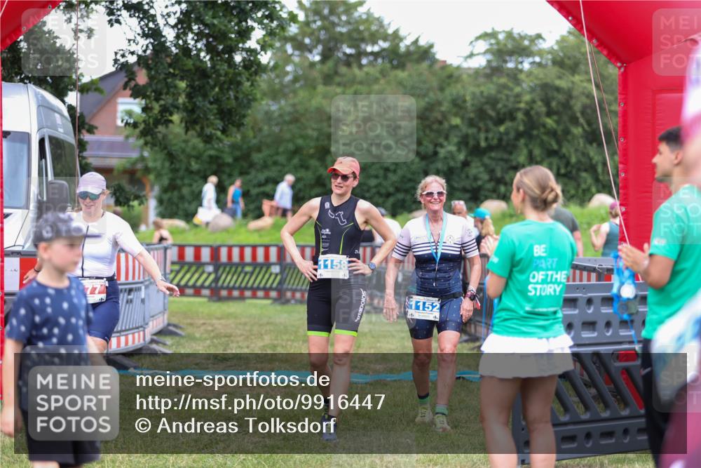 21.06.2026 - 29. Vierlanden-Triathlon Andreas Tolksdorf http://msf.ph/oto/9916447 21.06.2026 14:31:25 Ziel 277 meine-sportfotos.de