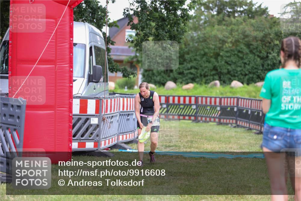 21.06.2026 - 29. Vierlanden-Triathlon Andreas Tolksdorf http://msf.ph/oto/9916608 21.06.2026 14:36:26 Ziel 228, 1178 meine-sportfotos.de