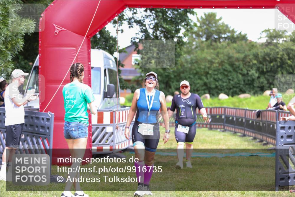 21.06.2026 - 29. Vierlanden-Triathlon Andreas Tolksdorf http://msf.ph/oto/9916735 21.06.2026 14:41:41 Ziel 836, 1202 meine-sportfotos.de