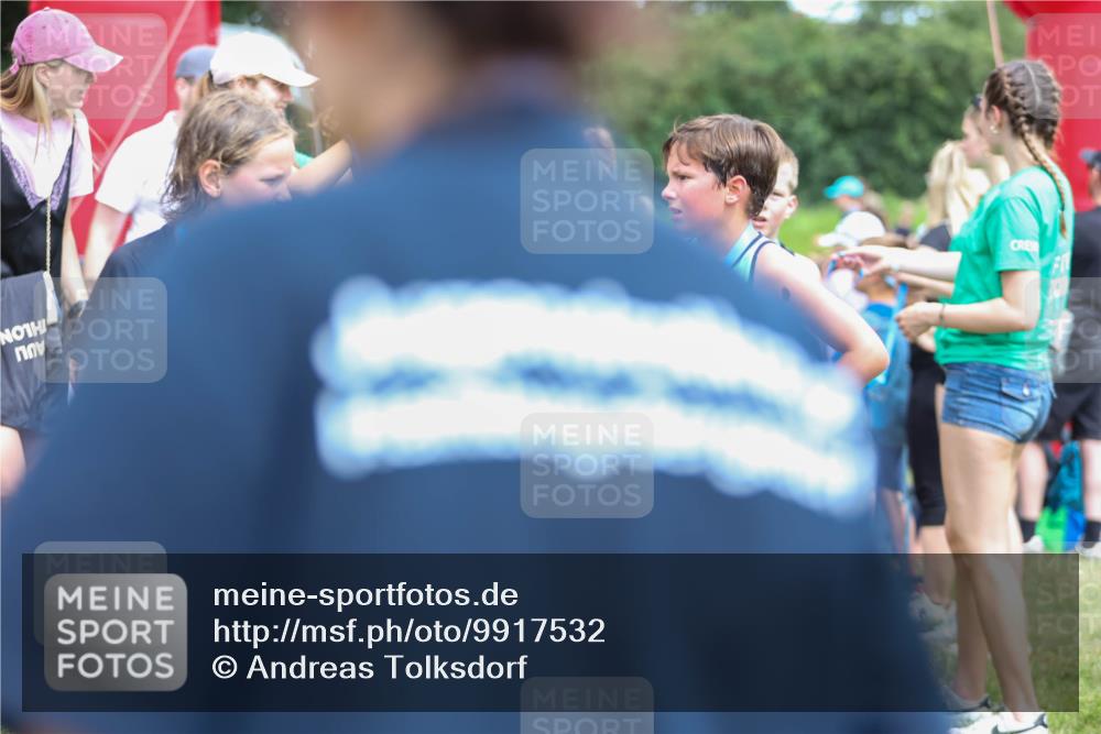 21.06.2026 - 29. Vierlanden-Triathlon Andreas Tolksdorf http://msf.ph/oto/9917532 21.06.2026 15:13:03 Ziel 1249, 1260, 1290, 1318 meine-sportfotos.de