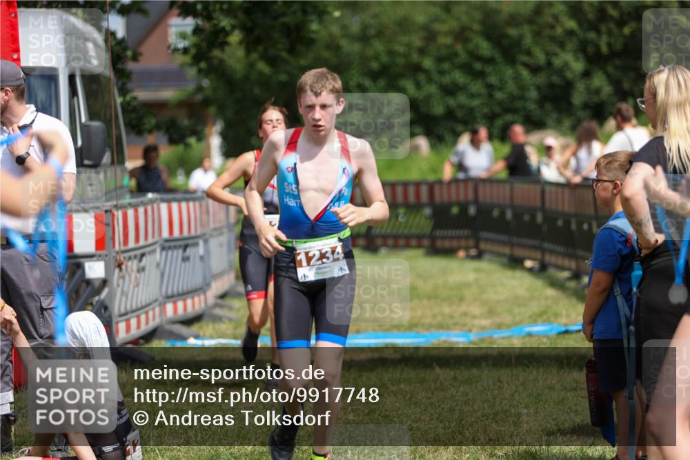 21.06.2026 - 29. Vierlanden-Triathlon Andreas Tolksdorf http://msf.ph/oto/9917748 21.06.2026 15:15:16 Ziel 1234, 1268, 1269, 1309 meine-sportfotos.de