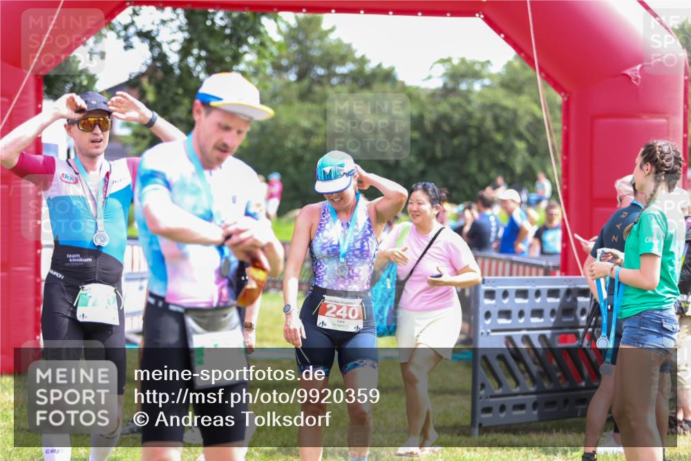 21.06.2026 - 29. Vierlanden-Triathlon Andreas Tolksdorf http://msf.ph/oto/9920359 21.06.2026 13:10:39 Ziel 46, 191, 699 meine-sportfotos.de