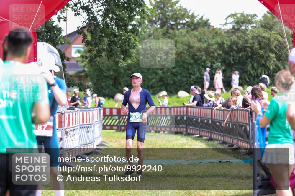 21.06.2026 - 29. Vierlanden-Triathlon Andreas Tolksdorf http://msf.ph/oto/9922240 21.06.2026 13:48:12 Ziel 64, 87, 806 meine-sportfotos.de