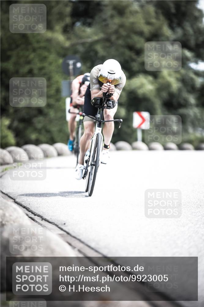 21.06.2026 - 29. Vierlanden-Triathlon H.Heesch http://msf.ph/oto/9923005 21.06.2026 13:02:11 Radfahren 1062 meine-sportfotos.de