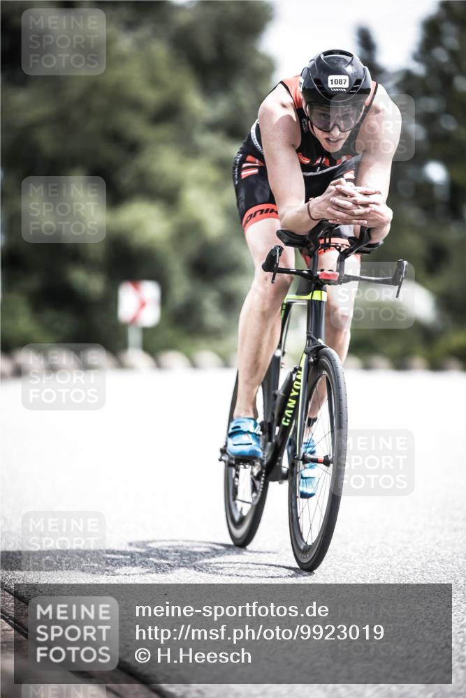 21.06.2026 - 29. Vierlanden-Triathlon H.Heesch http://msf.ph/oto/9923019 21.06.2026 13:02:12 Radfahren 1087 meine-sportfotos.de