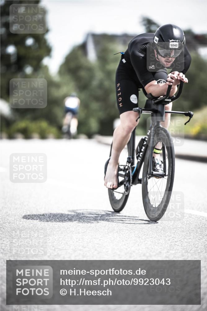 21.06.2026 - 29. Vierlanden-Triathlon H.Heesch http://msf.ph/oto/9923043 21.06.2026 13:02:18 Radfahren 1040 meine-sportfotos.de
