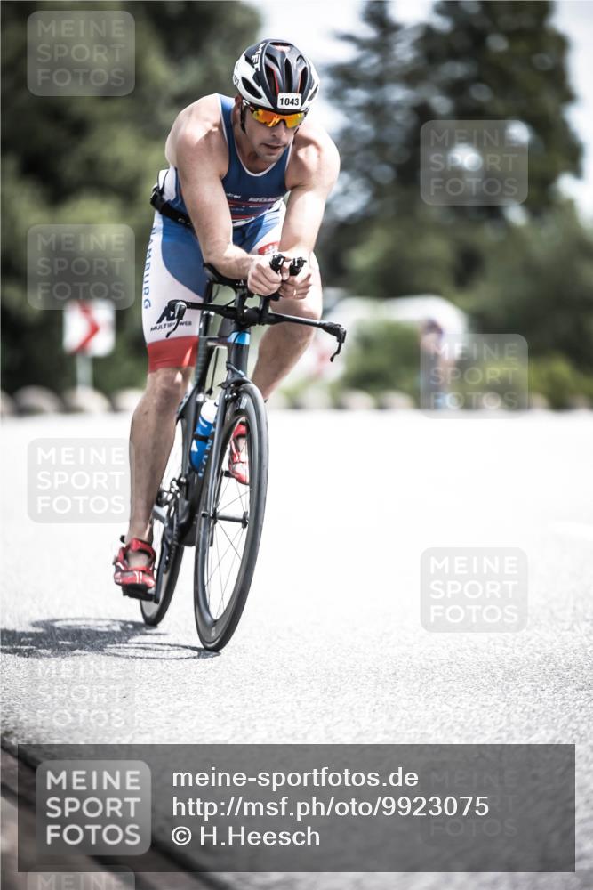21.06.2026 - 29. Vierlanden-Triathlon H.Heesch http://msf.ph/oto/9923075 21.06.2026 13:02:25 Radfahren 1043 meine-sportfotos.de