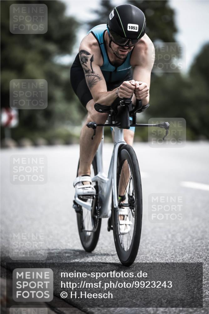 21.06.2026 - 29. Vierlanden-Triathlon H.Heesch http://msf.ph/oto/9923243 21.06.2026 13:03:49 Radfahren 1053 meine-sportfotos.de