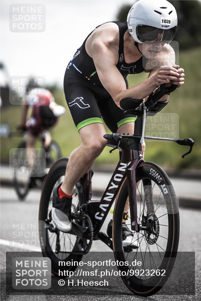 21.06.2026 - 29. Vierlanden-Triathlon H.Heesch http://msf.ph/oto/9923262 21.06.2026 13:03:57 Radfahren 8, 1028 meine-sportfotos.de
