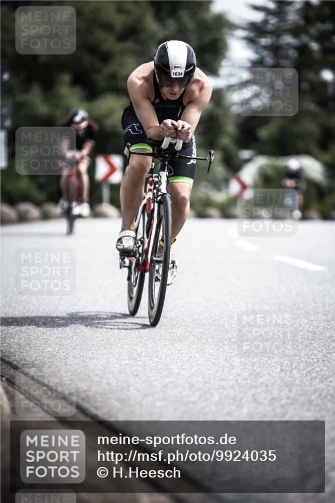 21.06.2026 - 29. Vierlanden-Triathlon H.Heesch http://msf.ph/oto/9924035 21.06.2026 13:05:42 Radfahren 1034 meine-sportfotos.de