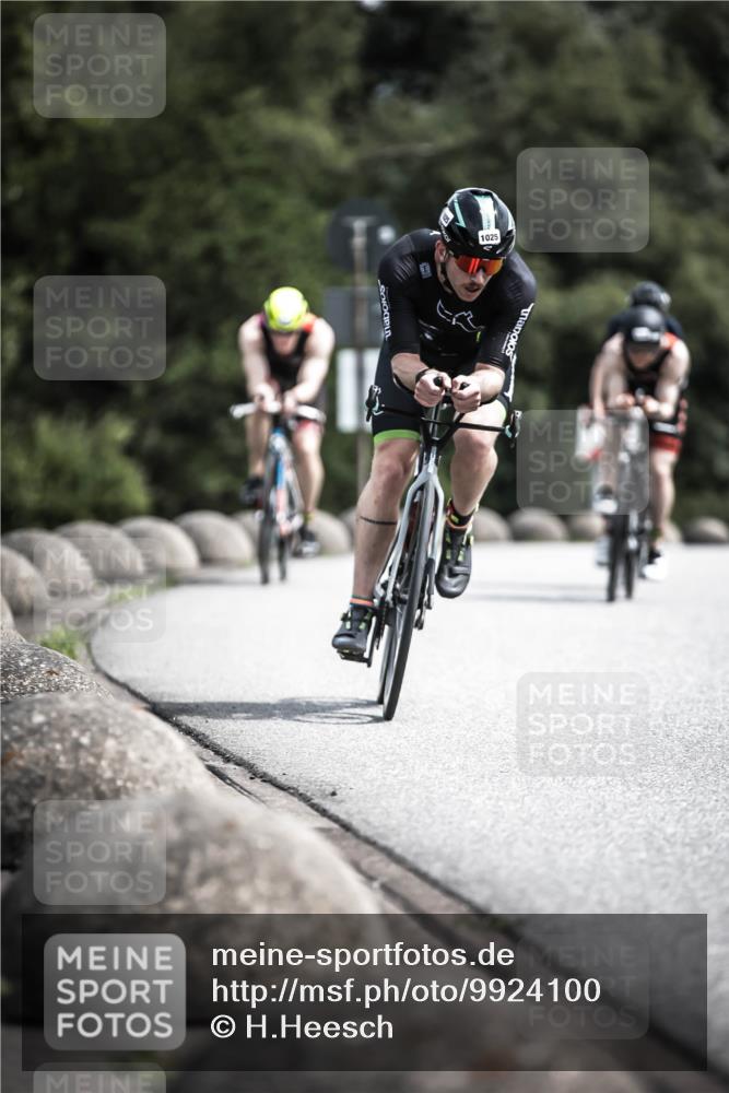 21.06.2026 - 29. Vierlanden-Triathlon H.Heesch http://msf.ph/oto/9924100 21.06.2026 13:05:56 Radfahren 1025 meine-sportfotos.de