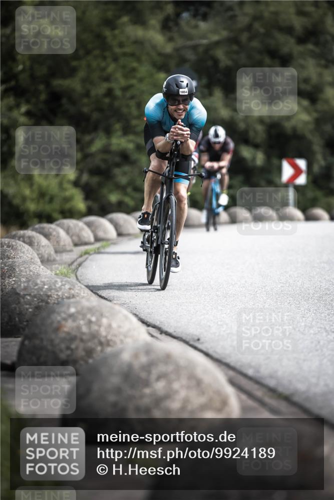 21.06.2026 - 29. Vierlanden-Triathlon H.Heesch http://msf.ph/oto/9924189 21.06.2026 13:06:43 Radfahren 1054 meine-sportfotos.de