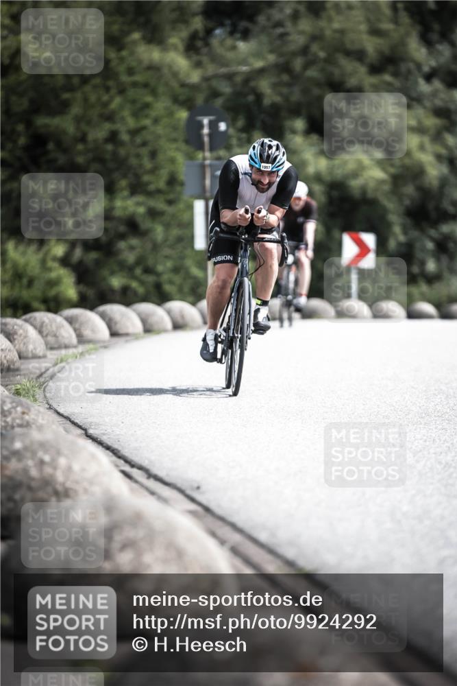 21.06.2026 - 29. Vierlanden-Triathlon H.Heesch http://msf.ph/oto/9924292 21.06.2026 13:08:11 Radfahren 1057 meine-sportfotos.de