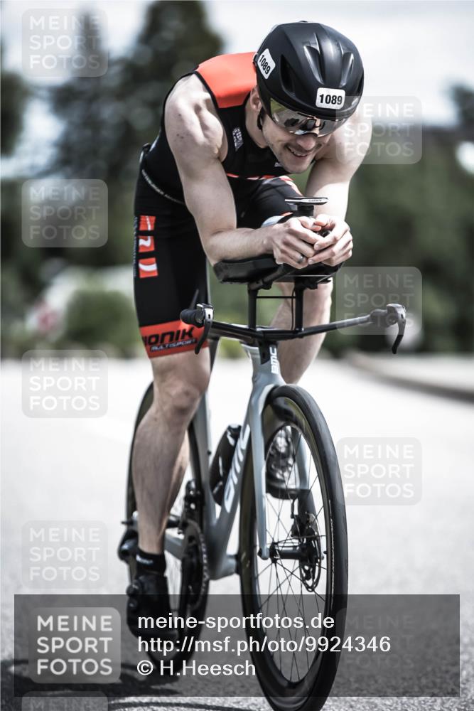 21.06.2026 - 29. Vierlanden-Triathlon H.Heesch http://msf.ph/oto/9924346 21.06.2026 13:08:25 Radfahren 1089, 1089 meine-sportfotos.de