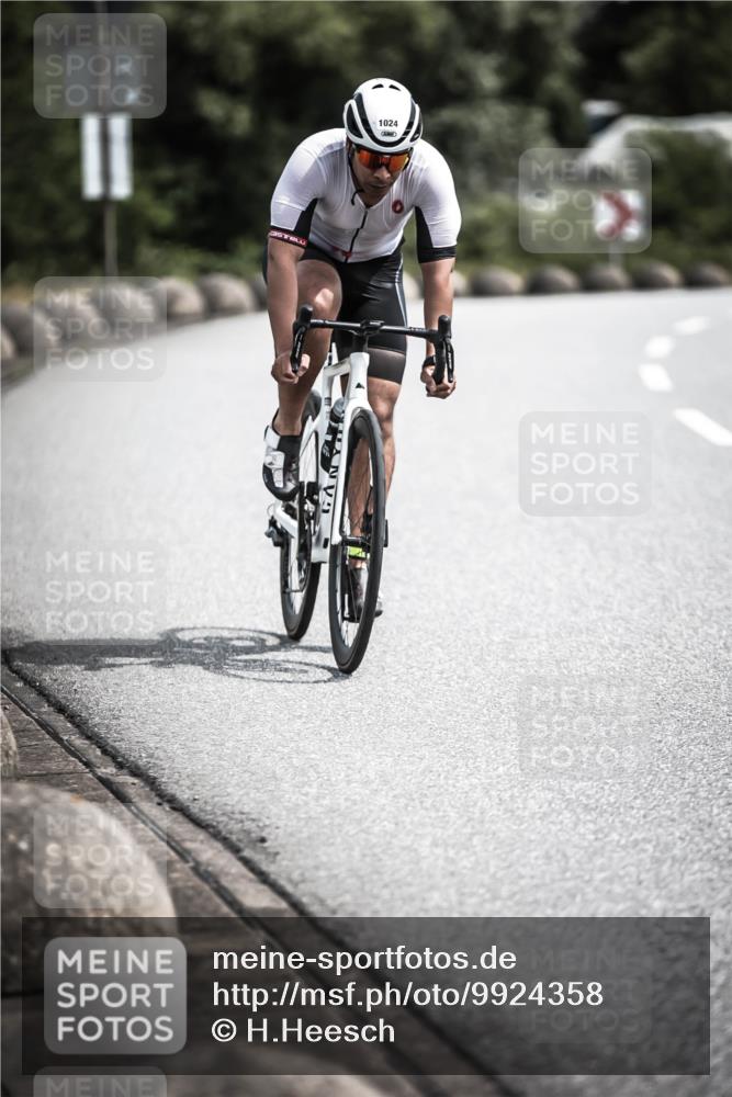 21.06.2026 - 29. Vierlanden-Triathlon H.Heesch http://msf.ph/oto/9924358 21.06.2026 13:08:51 Radfahren 11, 1024 meine-sportfotos.de