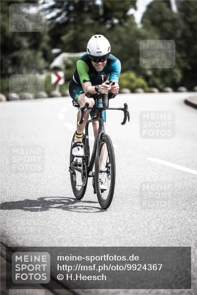 21.06.2026 - 29. Vierlanden-Triathlon H.Heesch http://msf.ph/oto/9924367 21.06.2026 13:13:25 Radfahren 1039 meine-sportfotos.de