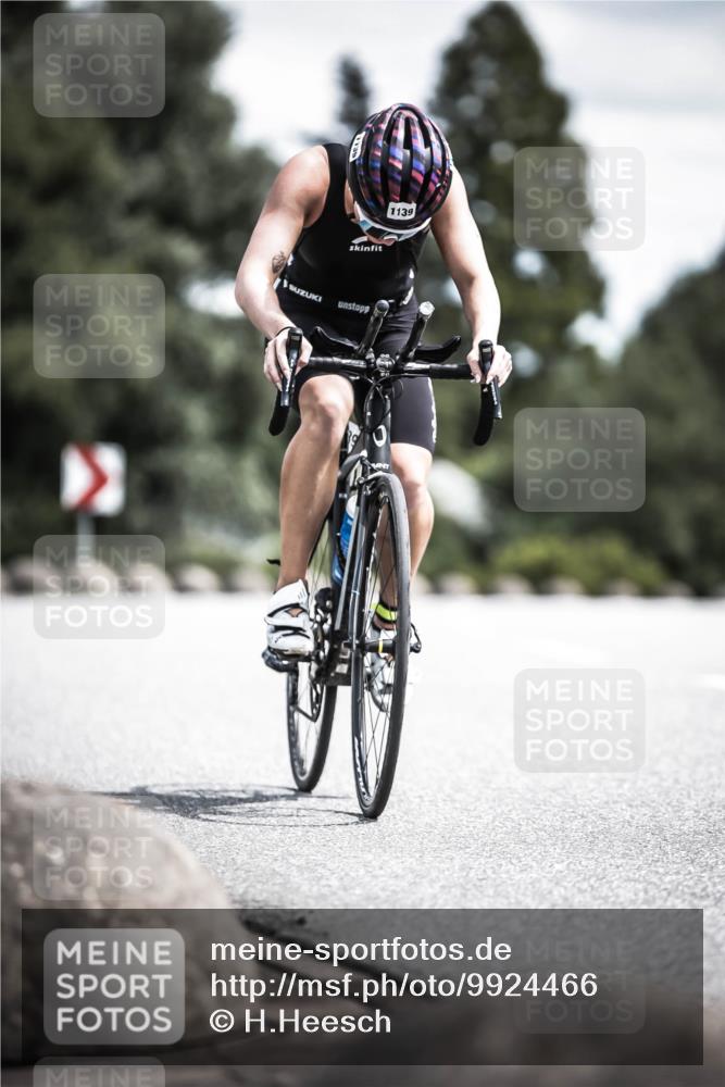 21.06.2026 - 29. Vierlanden-Triathlon H.Heesch http://msf.ph/oto/9924466 21.06.2026 13:14:45 Radfahren 1139 meine-sportfotos.de