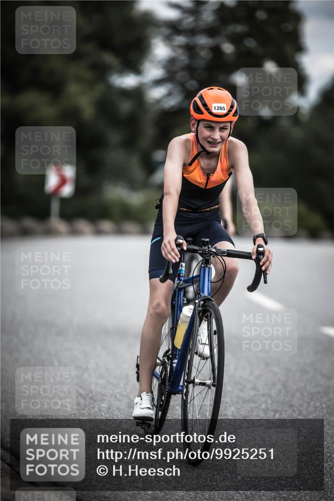 21.06.2026 - 29. Vierlanden-Triathlon H.Heesch http://msf.ph/oto/9925251 21.06.2026 14:43:17 Radfahren 1265 meine-sportfotos.de