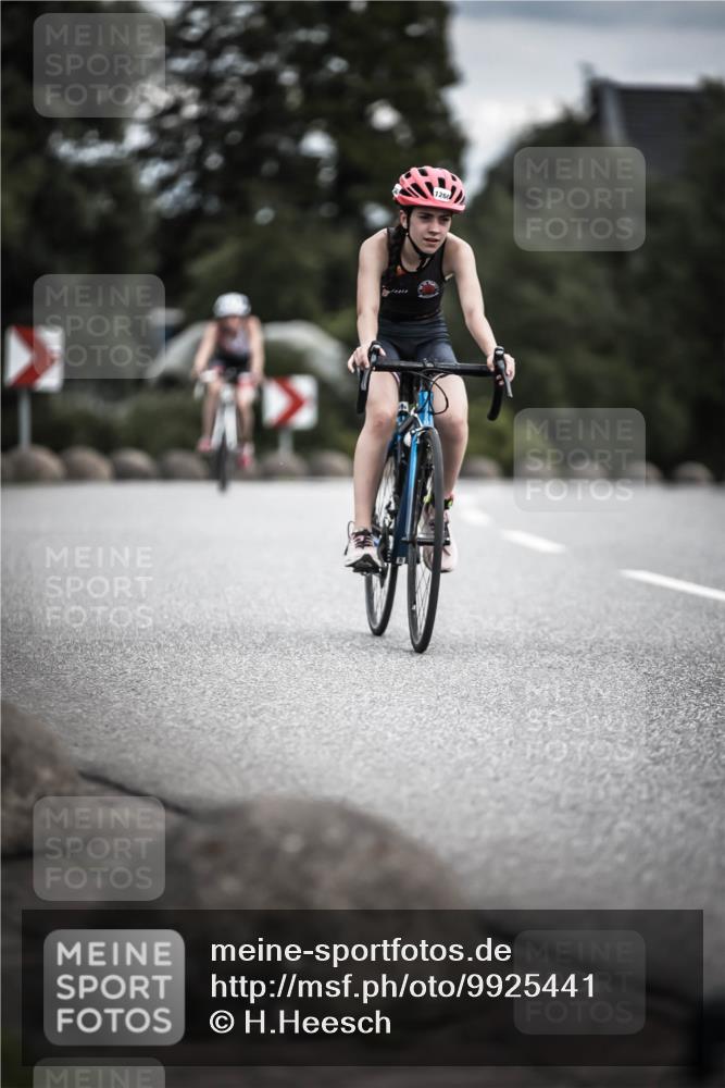21.06.2026 - 29. Vierlanden-Triathlon H.Heesch http://msf.ph/oto/9925441 21.06.2026 14:44:22 Radfahren 1260 meine-sportfotos.de
