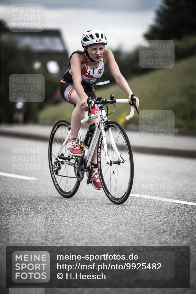21.06.2026 - 29. Vierlanden-Triathlon H.Heesch http://msf.ph/oto/9925482 21.06.2026 14:44:27 Radfahren 1266 meine-sportfotos.de
