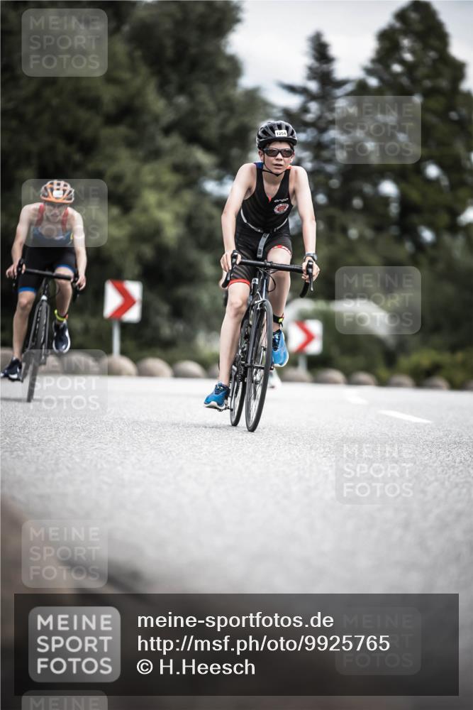 21.06.2026 - 29. Vierlanden-Triathlon H.Heesch http://msf.ph/oto/9925765 21.06.2026 14:52:32 Radfahren 1254 meine-sportfotos.de