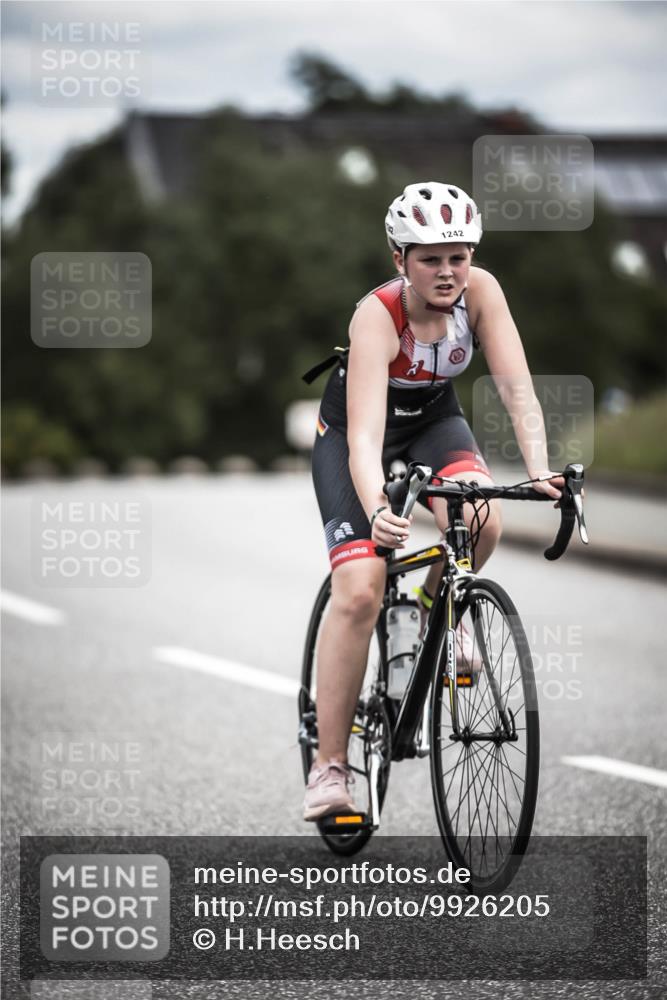 21.06.2026 - 29. Vierlanden-Triathlon H.Heesch http://msf.ph/oto/9926205 21.06.2026 14:57:05 Radfahren 1242 meine-sportfotos.de