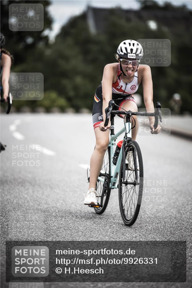 21.06.2026 - 29. Vierlanden-Triathlon H.Heesch http://msf.ph/oto/9926331 21.06.2026 14:57:40 Radfahren 1243 meine-sportfotos.de