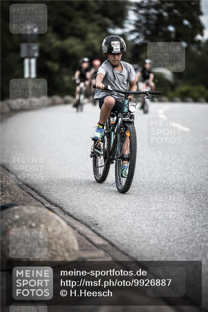 21.06.2026 - 29. Vierlanden-Triathlon H.Heesch http://msf.ph/oto/9926887 21.06.2026 14:59:51 Radfahren 11, 1327 meine-sportfotos.de