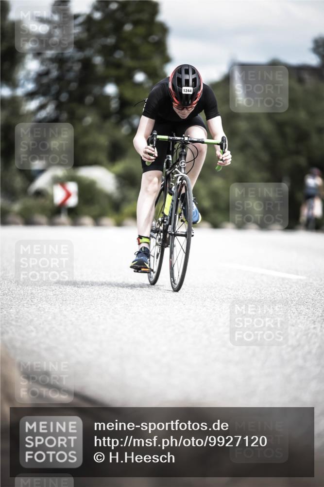 21.06.2026 - 29. Vierlanden-Triathlon H.Heesch http://msf.ph/oto/9927120 21.06.2026 14:54:58 Radfahren 1244 meine-sportfotos.de