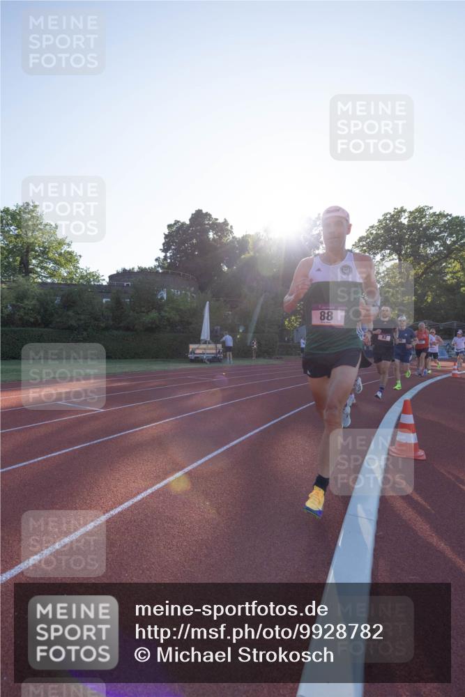 08.08.2026 - Nacht der Zehner Michael Strokosch http://msf.ph/oto/9928782 08.08.2026 18:18:21 Laufen 88, 82 meine-sportfotos.de