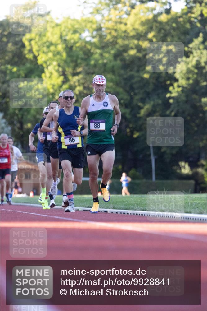 08.08.2026 - Nacht der Zehner Michael Strokosch http://msf.ph/oto/9928841 08.08.2026 18:21:16 Laufen 101, 86, 88 meine-sportfotos.de