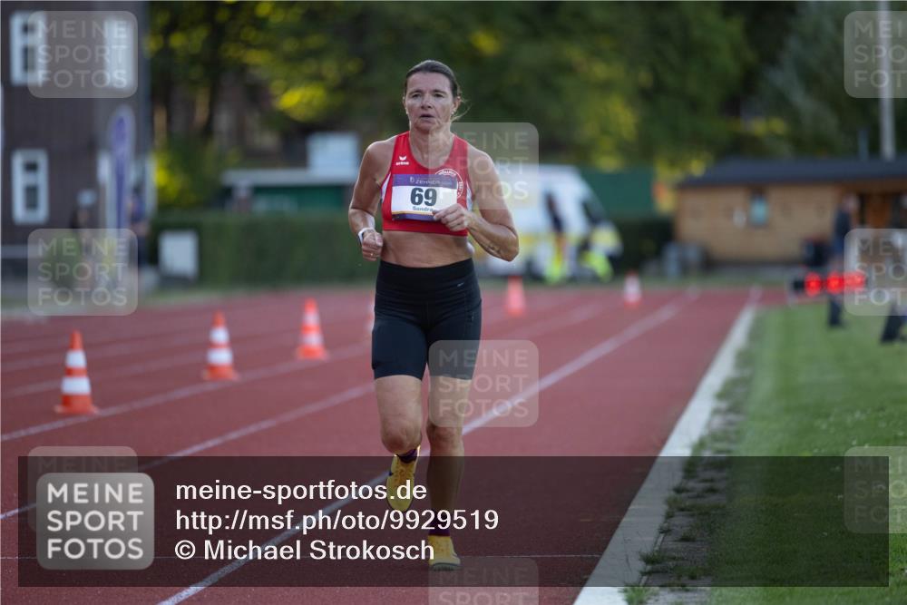 08.08.2026 - Nacht der Zehner Michael Strokosch http://msf.ph/oto/9929519 08.08.2026 19:25:42 Laufen 69 meine-sportfotos.de