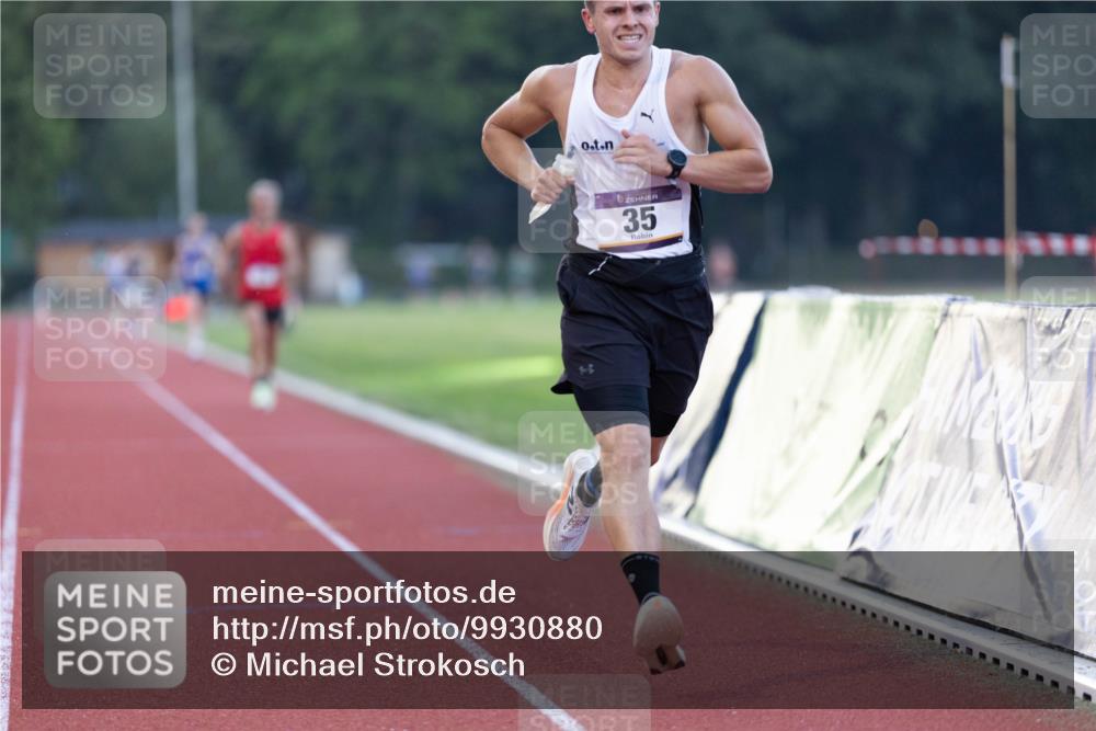 08.08.2026 - Nacht der Zehner Michael Strokosch http://msf.ph/oto/9930880 08.08.2026 20:47:10 Laufen 35 meine-sportfotos.de
