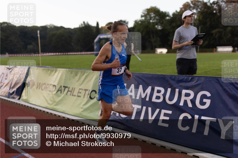 08.08.2026 - Nacht der Zehner Michael Strokosch http://msf.ph/oto/9930979 08.08.2026 20:51:19 Laufen 37 meine-sportfotos.de
