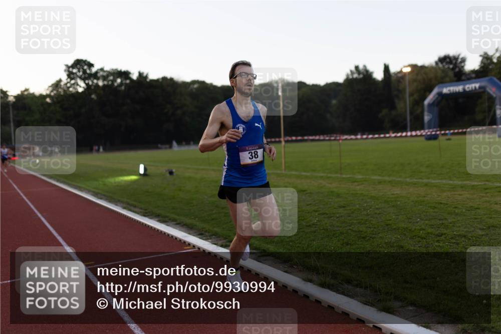 08.08.2026 - Nacht der Zehner Michael Strokosch http://msf.ph/oto/9930994 08.08.2026 20:52:04 Laufen 38 meine-sportfotos.de