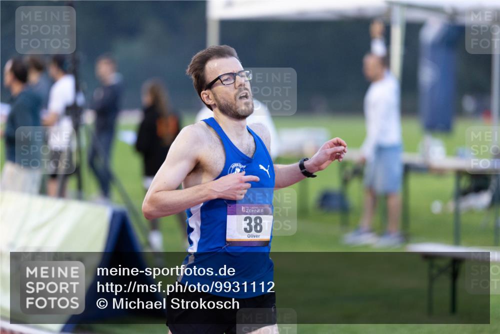 08.08.2026 - Nacht der Zehner Michael Strokosch http://msf.ph/oto/9931112 08.08.2026 20:57:25 Laufen 105, 10, 38 meine-sportfotos.de
