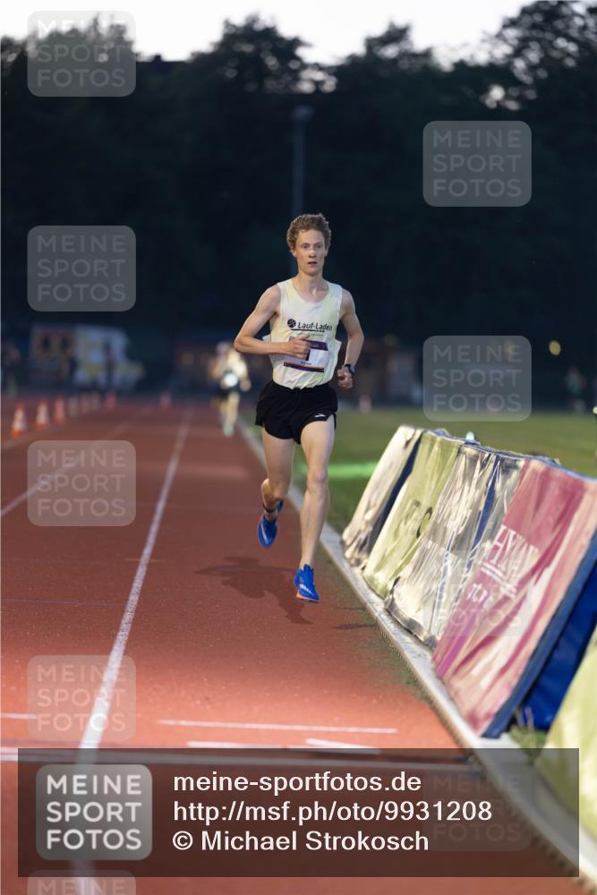 08.08.2026 - Nacht der Zehner Michael Strokosch http://msf.ph/oto/9931208 08.08.2026 21:21:53 Laufen  meine-sportfotos.de