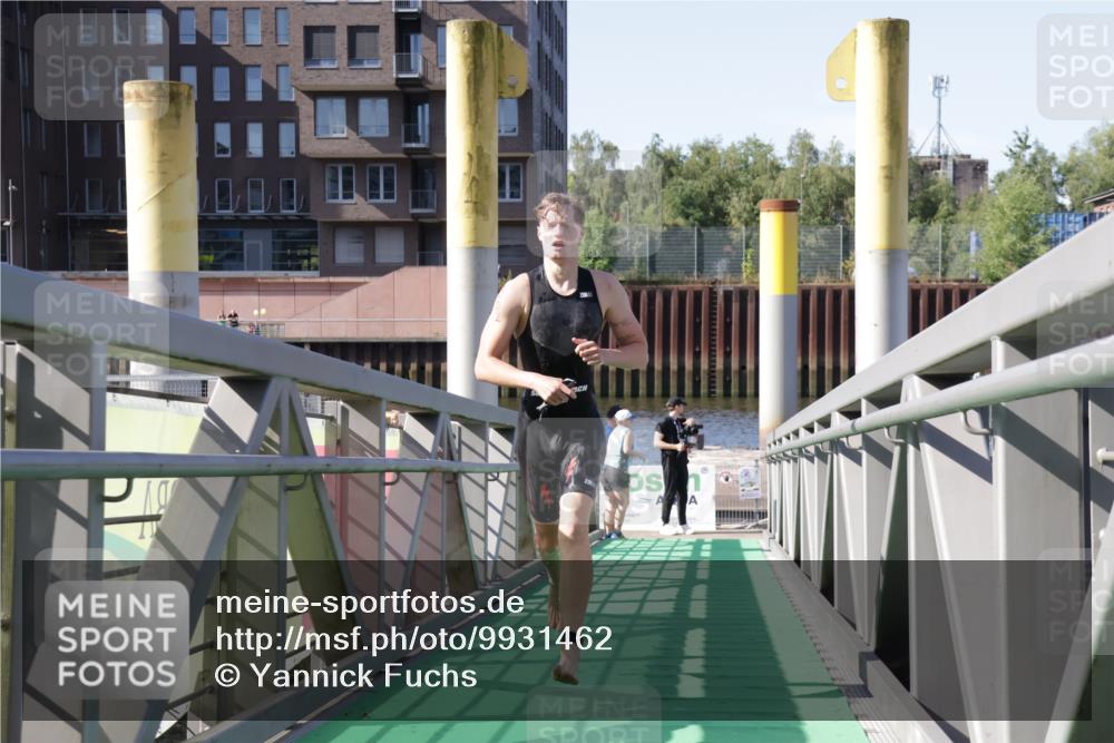 09.08.2026 - GEWOBA Citytriathlon Bremen Yannick Fuchs http://msf.ph/oto/9931462 09.08.2026 10:10:06 Schwimmen 280, 282, 302 meine-sportfotos.de