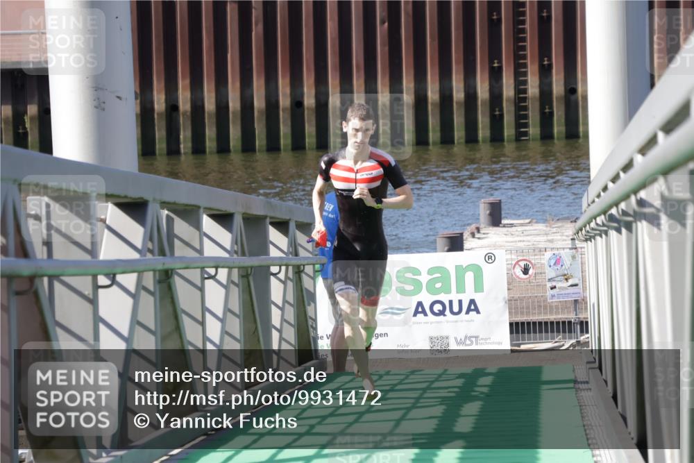 09.08.2026 - GEWOBA Citytriathlon Bremen Yannick Fuchs http://msf.ph/oto/9931472 09.08.2026 10:11:42 Schwimmen 326, 386 meine-sportfotos.de