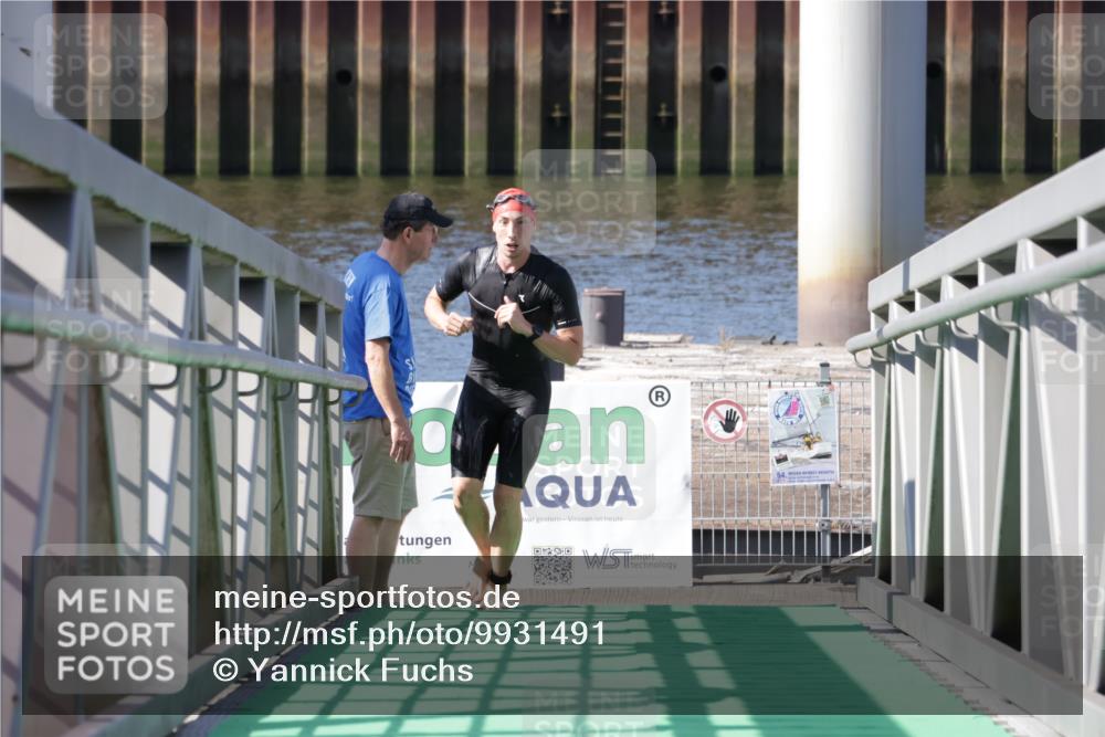 09.08.2026 - GEWOBA Citytriathlon Bremen Yannick Fuchs http://msf.ph/oto/9931491 09.08.2026 10:12:22 Schwimmen  meine-sportfotos.de