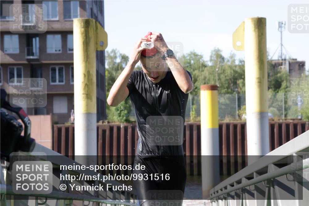 09.08.2026 - GEWOBA Citytriathlon Bremen Yannick Fuchs http://msf.ph/oto/9931516 09.08.2026 10:13:14 Schwimmen 286 meine-sportfotos.de
