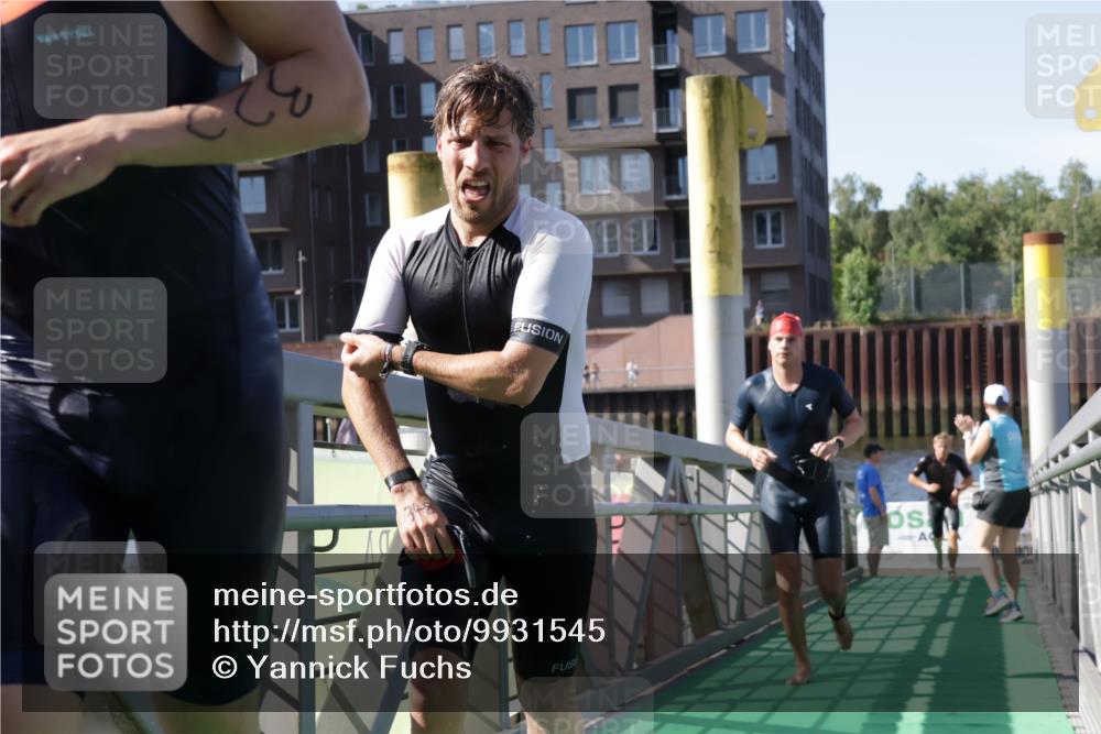 09.08.2026 - GEWOBA Citytriathlon Bremen Yannick Fuchs http://msf.ph/oto/9931545 09.08.2026 10:13:59 Schwimmen 291, 323, 336, 348 meine-sportfotos.de
