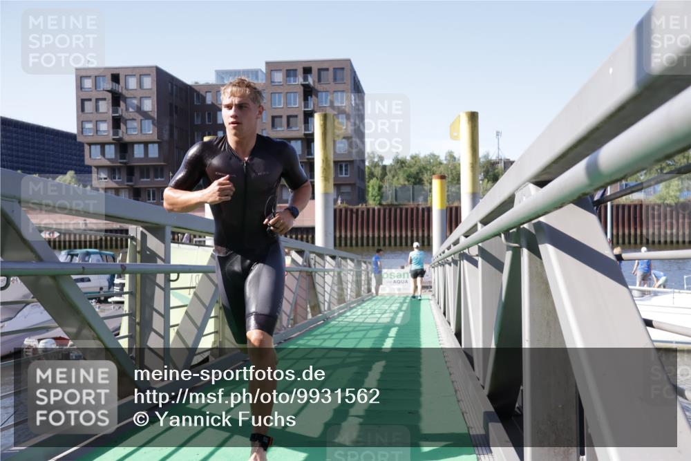 09.08.2026 - GEWOBA Citytriathlon Bremen Yannick Fuchs http://msf.ph/oto/9931562 09.08.2026 10:14:05 Schwimmen 291, 323, 336, 348 meine-sportfotos.de