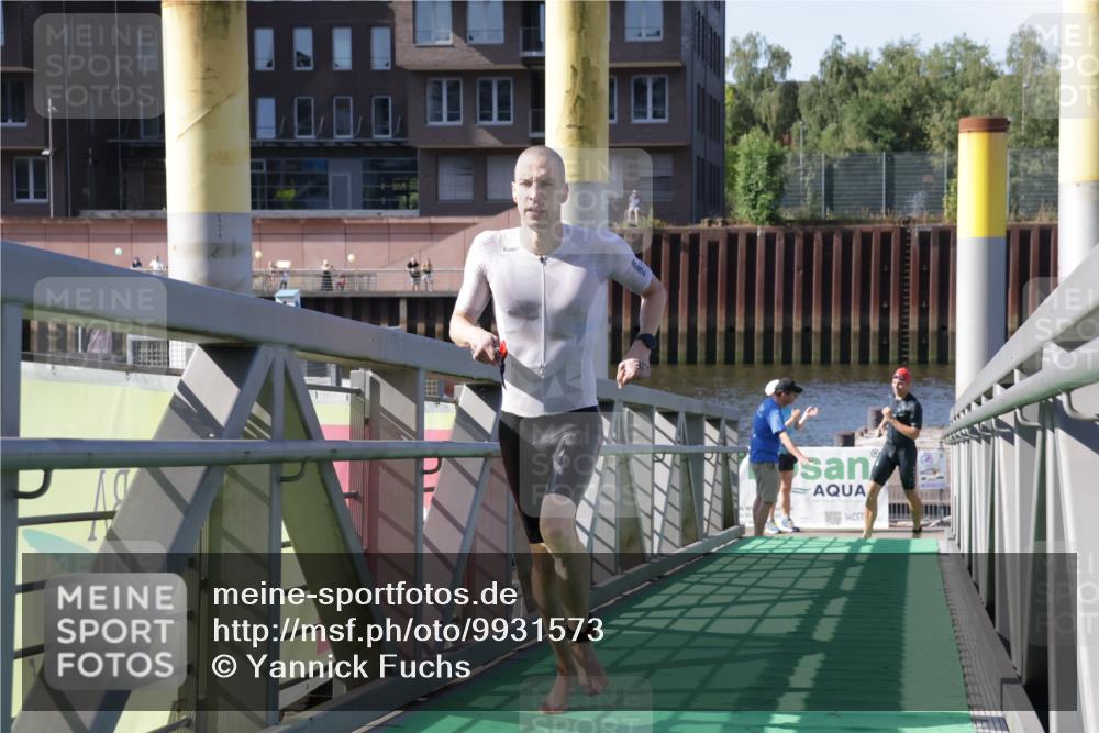 09.08.2026 - GEWOBA Citytriathlon Bremen Yannick Fuchs http://msf.ph/oto/9931573 09.08.2026 10:14:18 Schwimmen 291, 351 meine-sportfotos.de