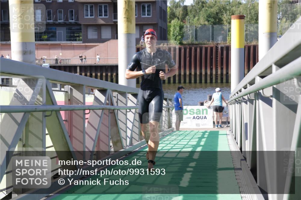 09.08.2026 - GEWOBA Citytriathlon Bremen Yannick Fuchs http://msf.ph/oto/9931593 09.08.2026 10:14:28 Schwimmen 301, 351, 358 meine-sportfotos.de